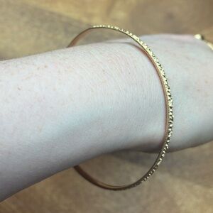 14k solid yellow gold bangle bracelet